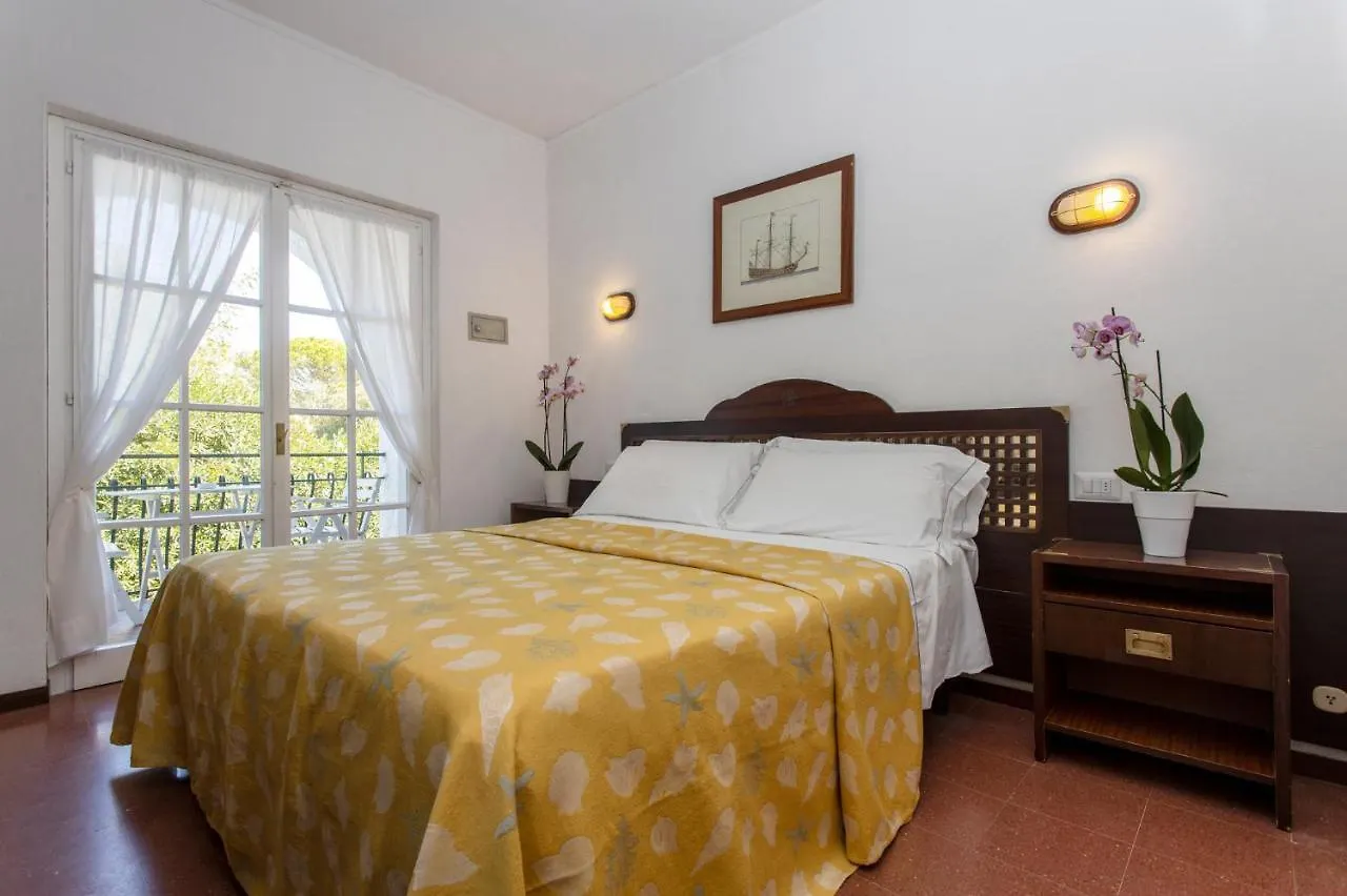 Hotel Antares Capoliveri   Capoliveri (Isola d'Elba)