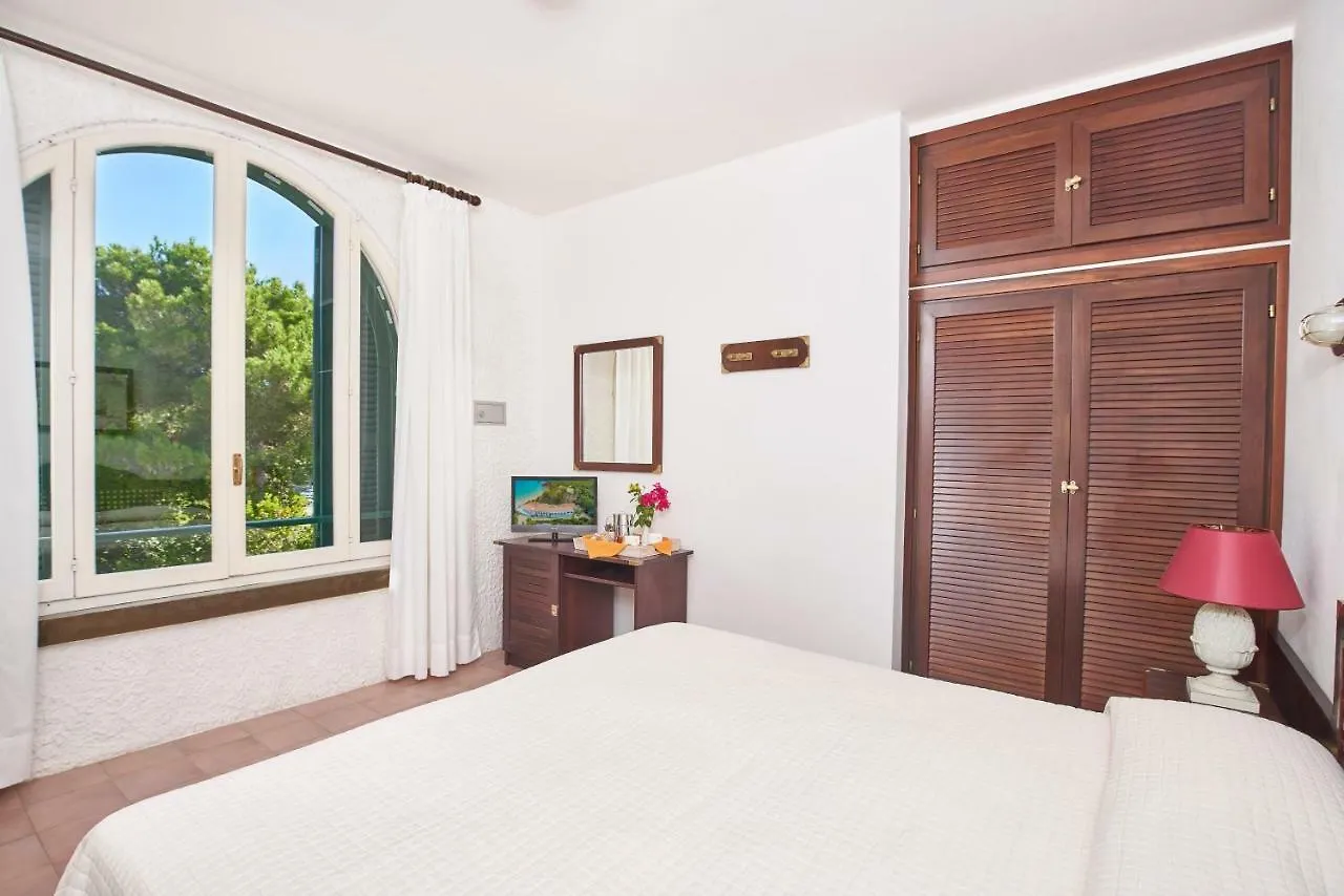 Hotel Antares Capoliveri  3*, Capoliveri (Isola d'Elba) Italy